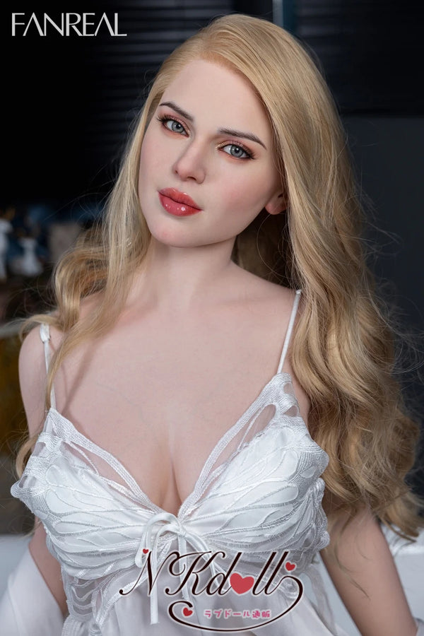 FanReal Gina_1