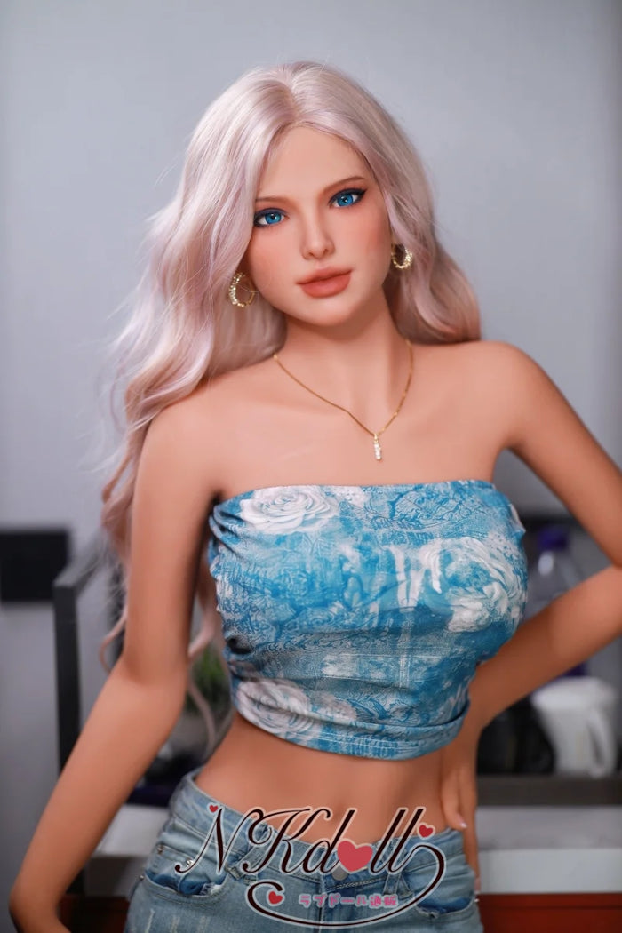 firedoll-43-doris_2.webp?v=1730975640&width=700
