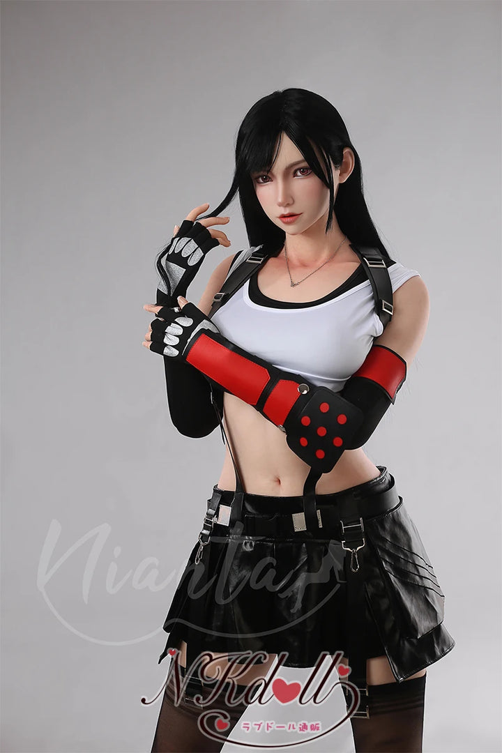 ティファ コスプレ人形