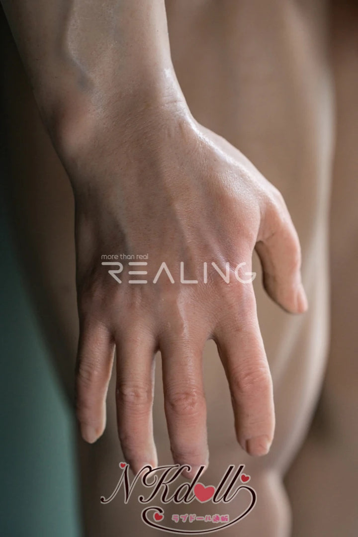 Realing Selby リアル手指