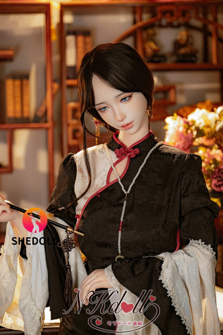 中国製ラブドール江小梨