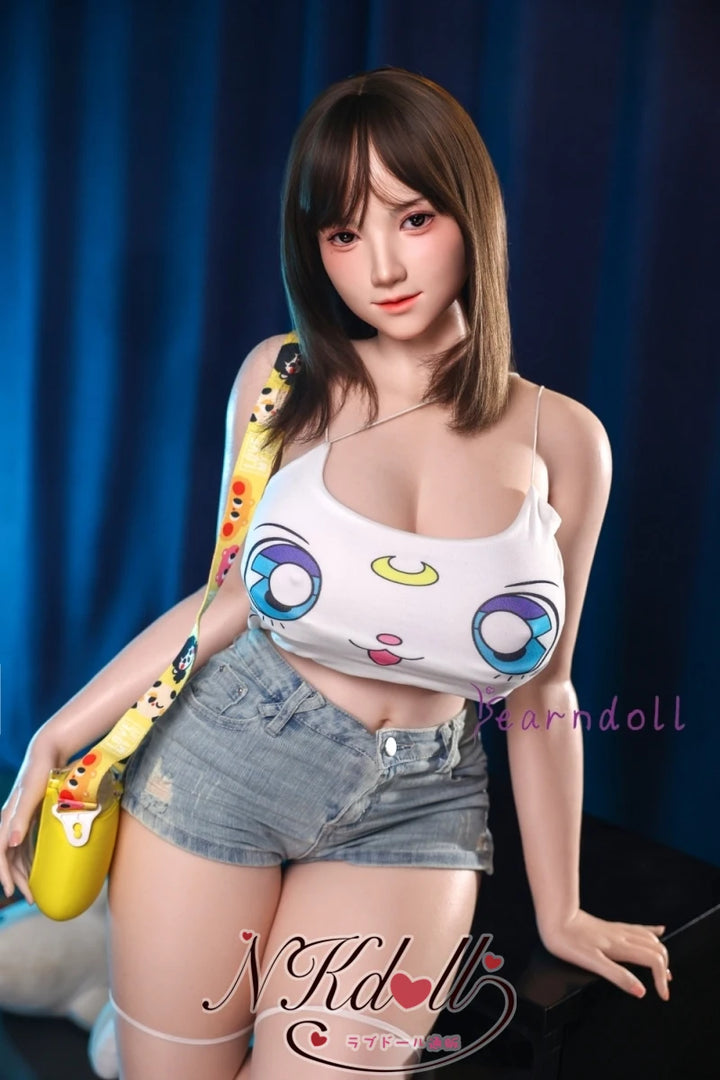 爆乳ダッチワイフ小愛