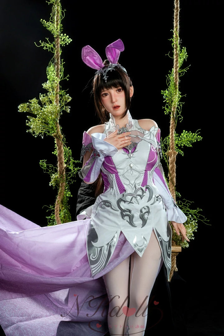 コスプレラブドールシリコン製